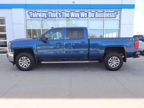 Used 2018 Chevrolet Silverado 2500 LT w/ LT Convenience Package image 7