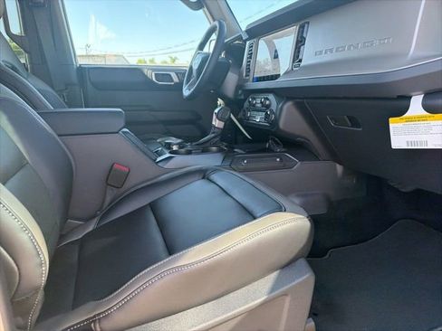New 2026 Ford Bronco Outer Banks AWD/4WD image 15