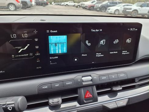 Used 2025 Kia K4 EX FWD image 55