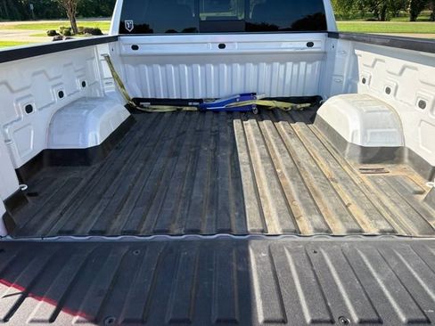 Used 2020 GMC Sierra 1500 SLT AWD/4WD image 8