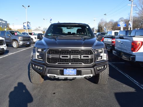 Used 2020 Ford F150 Raptor image 2
