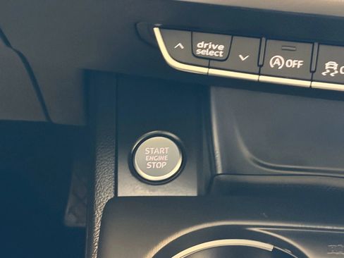 Used 2017 Audi A4 2.0T Premium Plus w/ Premium Plus Package image 28