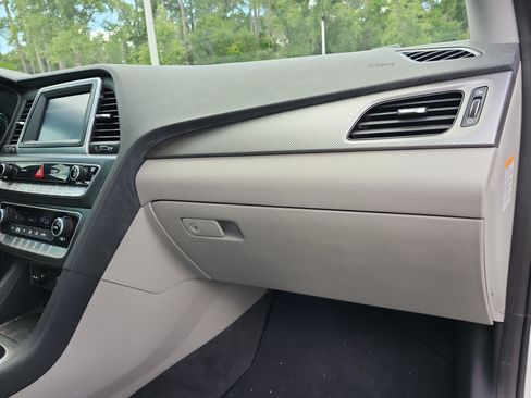 Used 2019 Hyundai Sonata SE FWD image 20