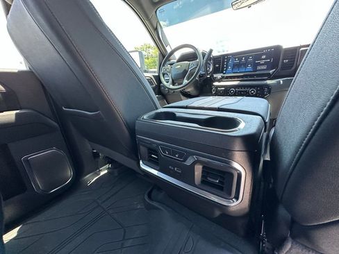 Used 2025 Chevrolet Silverado 3500 High Country w/ High Country Premium Package AWD/4WD image 30