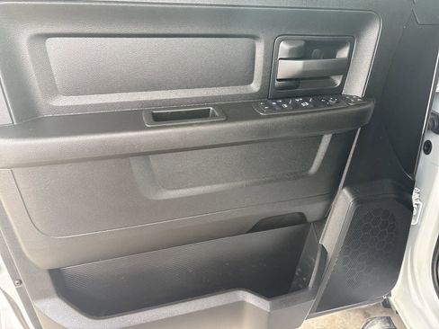 Used 2024 RAM 3500 Tradesman w/ Chrome Appearance Group image 9