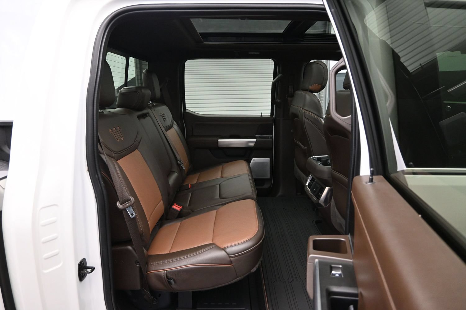 Used 2024 Ford F350 King Ranch w/ FX4 Off-Road Package AWD/4WD image 12
