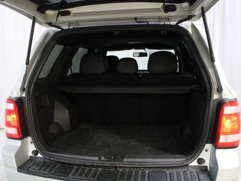 Used 2010 Ford Escape Limited image 28