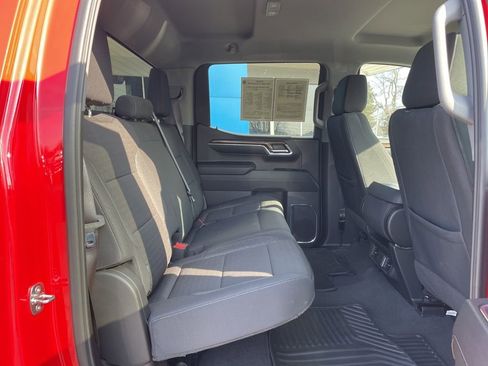 Used 2024 Chevrolet Silverado 1500 LT image 31