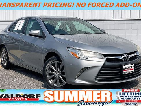 Used 2017 Toyota Camry XLE w/ Moonroof Package FWD image 1
