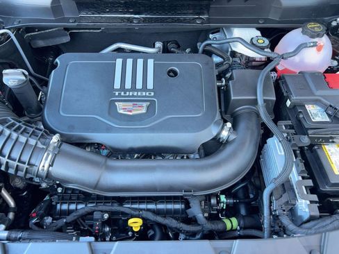 New 2025 Cadillac XT5 Luxury w/ LPO, Floor Liner Package image 33