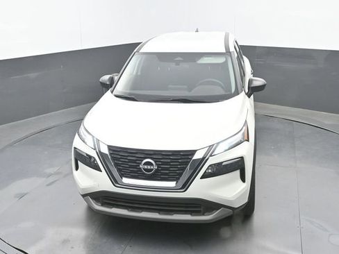Used 2023 Nissan Rogue S image 14