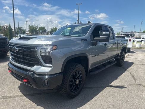 New 2026 Chevrolet Silverado 2500 LT w/ Trail Boss Package AWD/4WD image 7