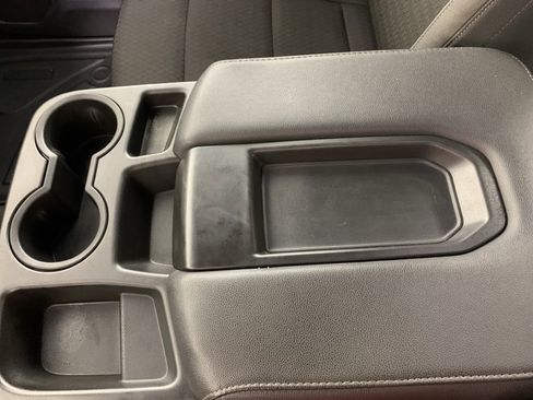 Used 2022 GMC Sierra 1500 SLE image 26