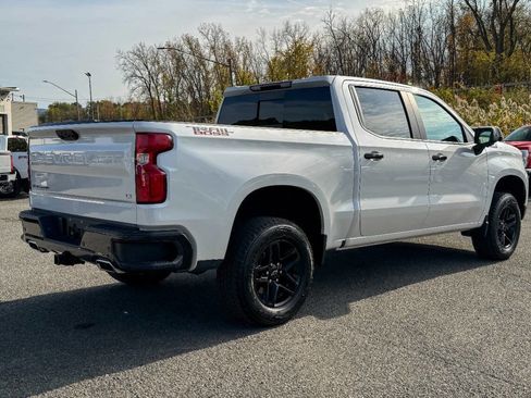 Used 2022 Chevrolet Silverado 1500 LT Trail Boss w/ LT Trail Boss Premium Package image 3