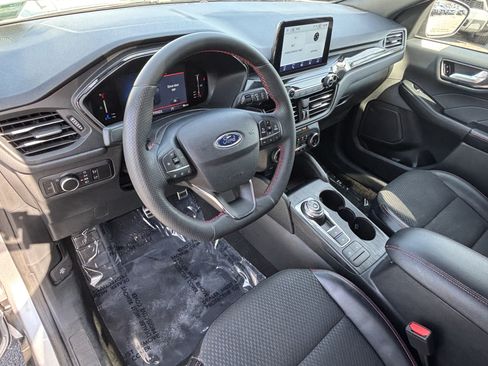 Used 2023 Ford Escape ST-Line AWD/4WD image 17