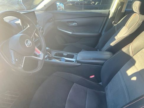 Used 2020 Nissan Sentra SR image 3