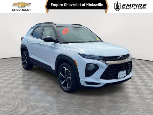 Used 2023 Chevrolet TrailBlazer RS FWD image 1