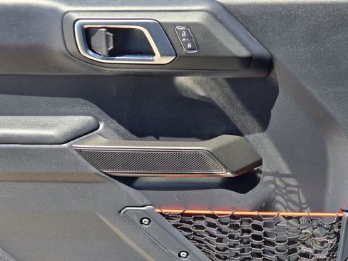 Used 2022 Ford Bronco Raptor AWD/4WD image 7