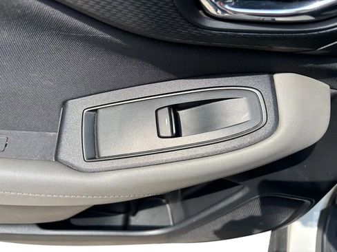 Used 2022 Subaru Outback Premium AWD/4WD image 23