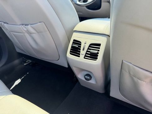 Used 2016 Hyundai Sonata Limited w/ Option Group 05 FWD image 37
