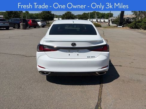 Used 2025 Lexus ES 350 F Sport w/ Accessory Package (Z2) image 3