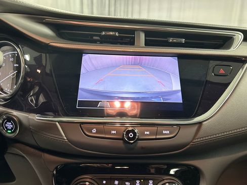 Used 2023 Buick Encore GX Essence image 18