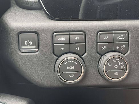 New 2026 Chevrolet Silverado 2500 LTZ w/ LTZ Plus Package AWD/4WD image 19