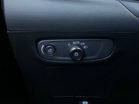 Used 2025 Buick Encore GX Preferred image 20