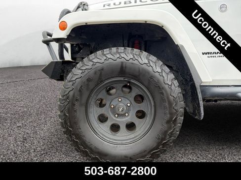 Used 2015 Jeep Wrangler Unlimited Rubicon image 10