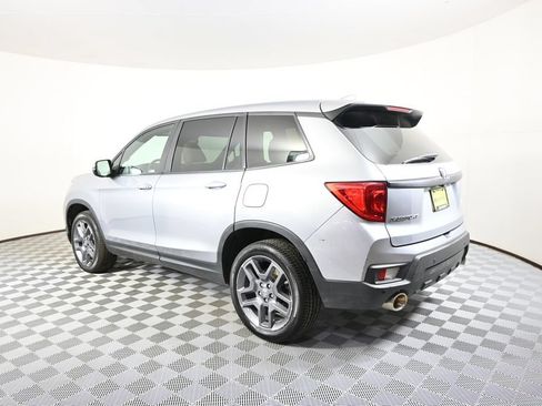 Used 2023 Honda Passport EX-L image 4