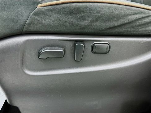 Used 2017 Nissan Armada SV w/ Driver Package image 19