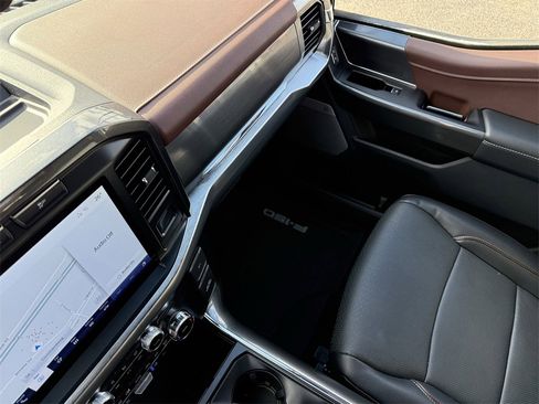 Used 2022 Ford F150 Lariat w/ Equipment Group 502A High image 28