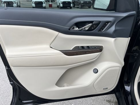 Used 2020 GMC Acadia Denali image 10