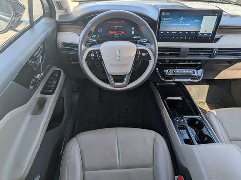 Used 2023 Lincoln Corsair Reserve w/ Equipment Group 201A image 10