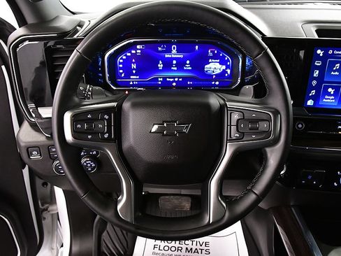 Used 2024 Chevrolet Silverado 1500 RST w/ Z71 Off-Road Package AWD/4WD image 21