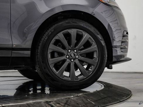 Used 2018 Land Rover Range Rover Velar R-Dynamic SE image 99