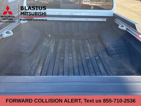 Used 2022 Nissan Frontier PRO-4X image 9