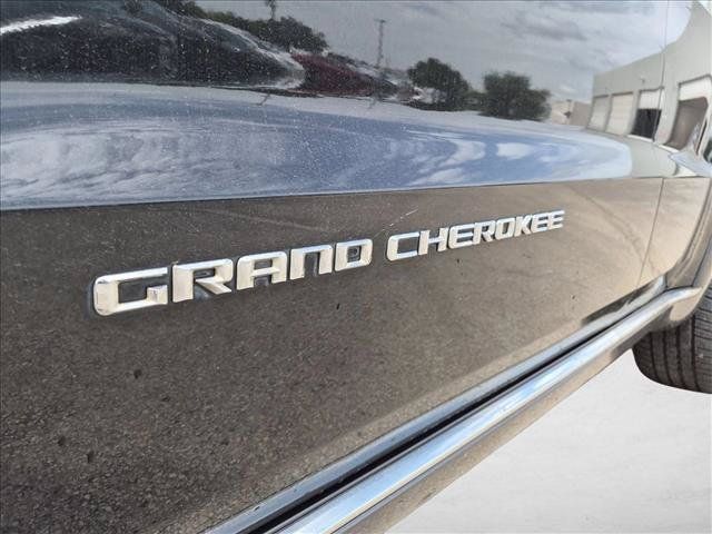 Used 2014 Jeep Grand Cherokee Summit AWD/4WD image 13