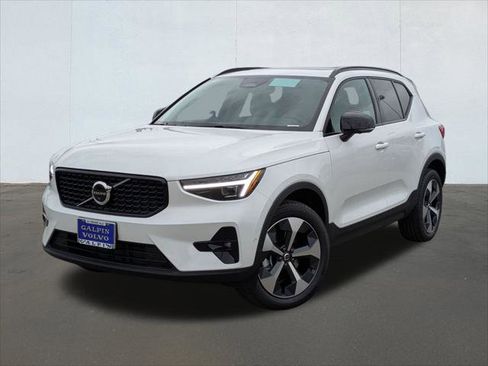 New 2026 Volvo XC40 B4 Plus w/ Climate Package image 1