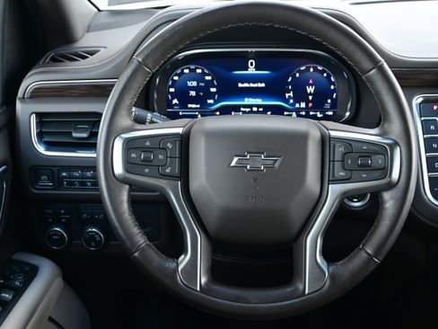 Used 2022 Chevrolet Tahoe Z71 w/ Luxury Package image 21