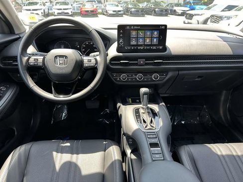 Used 2025 Honda HR-V EX-L image 11