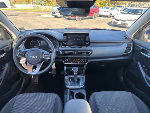 Certified 2023 Kia Seltos LX image 20