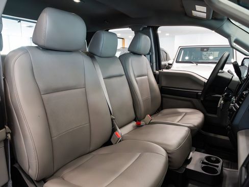 Used 2018 Ford F150 XL w/ Equipment Group 101A Mid AWD/4WD image 24