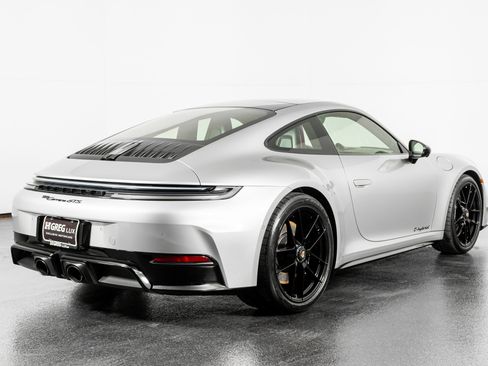 Used 2026 Porsche 911 Carrera 4 GTS image 10