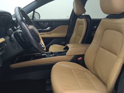 Used 2022 Lincoln Corsair Reserve FWD image 17