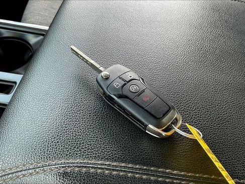 Used 2022 Ford F150 XLT w/ Equipment Group 301A Mid image 9