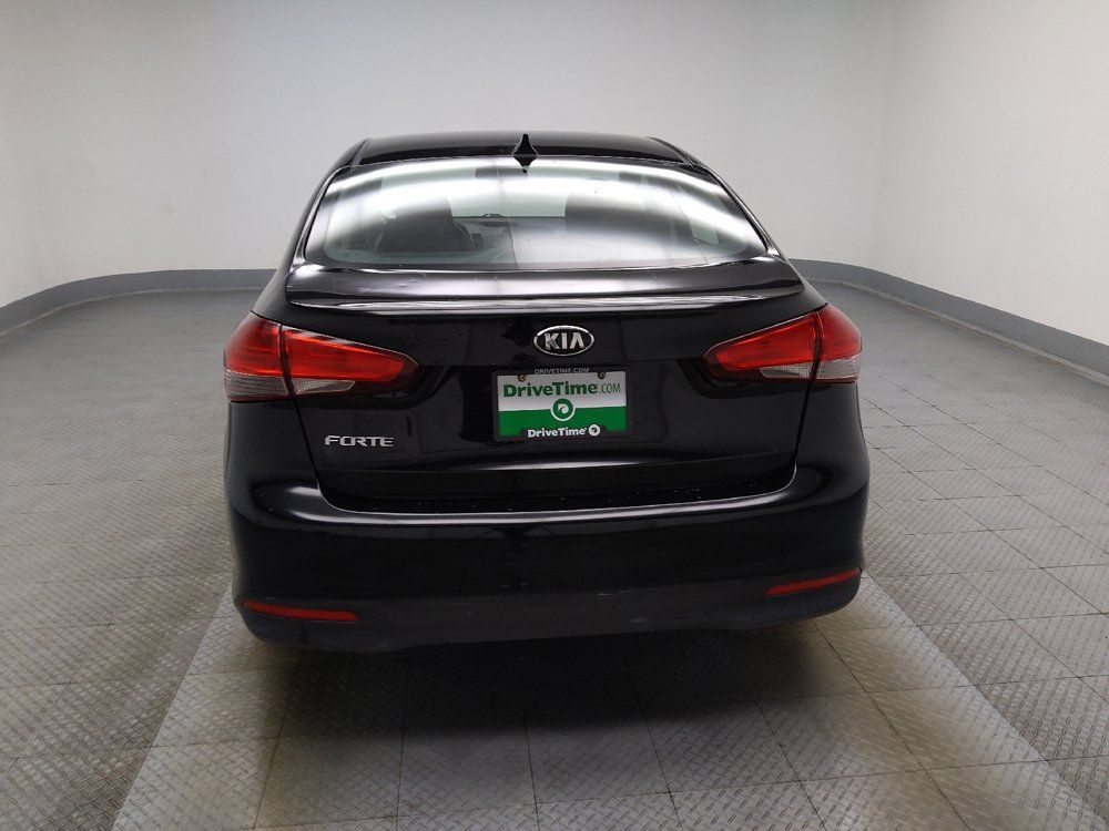 Used 2017 Kia Forte LX FWD image 6