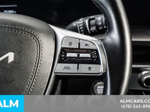 Used 2025 Kia Telluride S FWD image 27