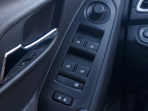 Used 2020 Chevrolet Trax Premier image 18