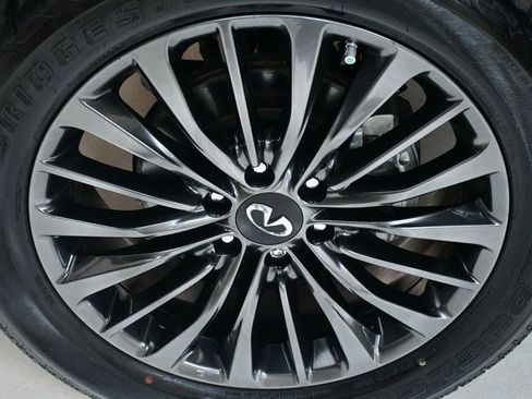 Used 2024 INFINITI QX80 Sensory w/ Cargo Package image 25